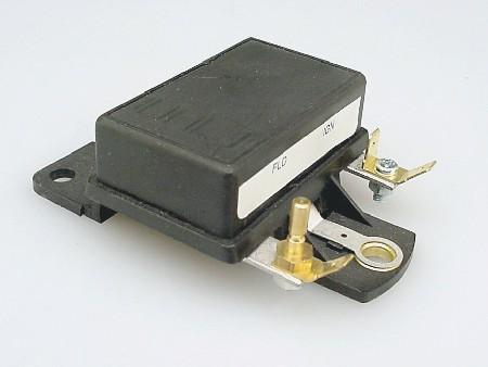 Voltage Regulator/ ボルテージレギュレーター　911 69-74